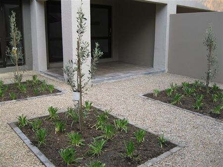 1 Bedroom Apartment in Douglasdale