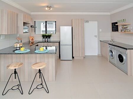 1 Bedroom Apartment in Broadacres