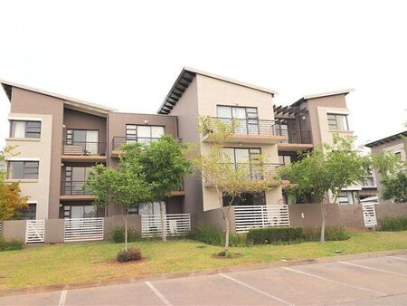 2 Bedroom Apartment in Dainfern