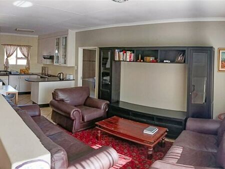 1 Bedroom House in Glen Erasmia