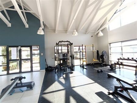 2 Bedroom Apartment in Glen Marais