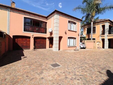 3 Bedroom House in Dal Fouche