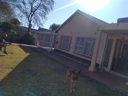 4 Bedroom House in Elspark