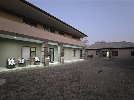 2 Bedroom Apartment in Lakefield