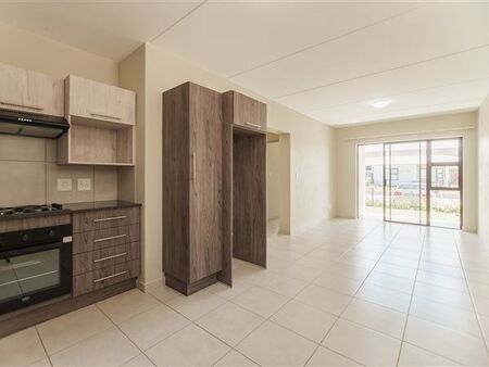 2 Bedroom Apartment in Brentwood Park