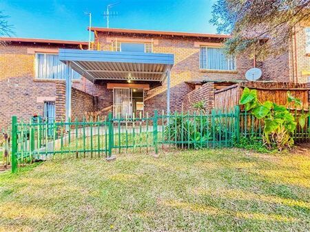 2 Bedroom Apartment in Hennopspark