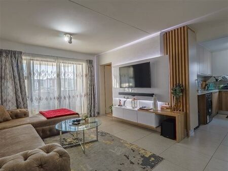 3 Bedroom Apartment in Irene