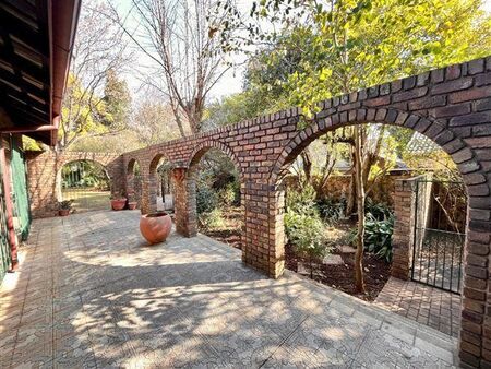 4 Bedroom House in Eldoraigne