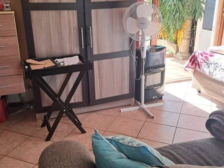Studio apartment in Highveld