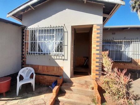 3 Bedroom House in Lyttelton Manor