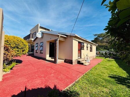 3 Bedroom House in Amalinda