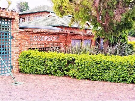 2 Bedroom Townhouse in Rietfontein