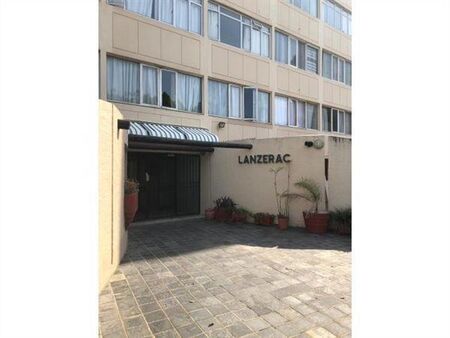 1 Bedroom Apartment in Greyville