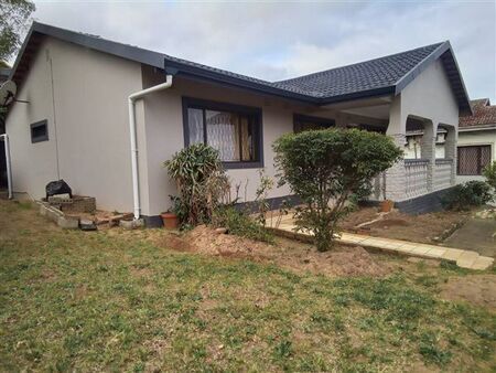 2 Bedroom House in Kharwastan