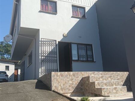 2 Bedroom House in Chatsworth Central