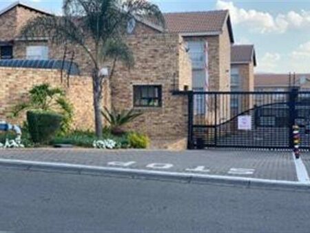 2 Bedroom Flat in Honey Park
