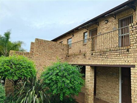 2 Bedroom Apartment in Honeydew