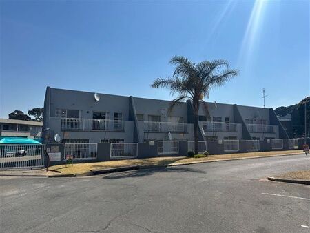 2 Bedroom Apartment in Noordheuwel