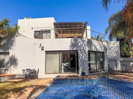 4 Bedroom House in Silver Lakes Golf Estate