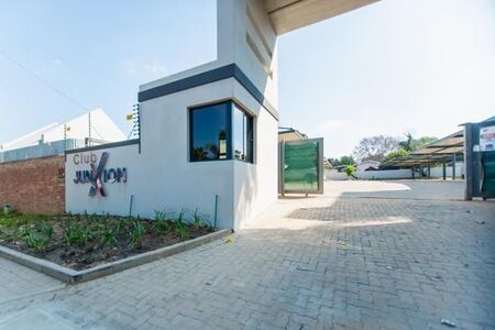 Studio Apartment in Menlo Park