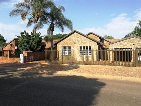 1 Bedroom Flat in Sinoville