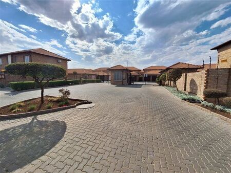3 Bedroom Duplex in Annlin