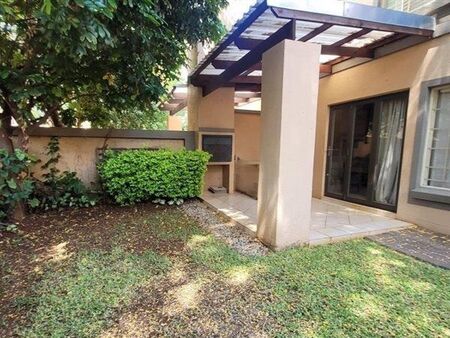 2 Bedroom Townhouse in Sinoville
