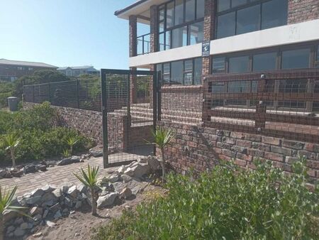 3 Bedroom house to rent in Klipfonteyn, Gansbaai