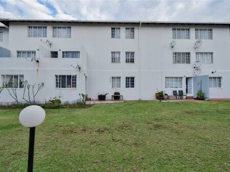 2 Bedroom Apartment in Groenkloof
