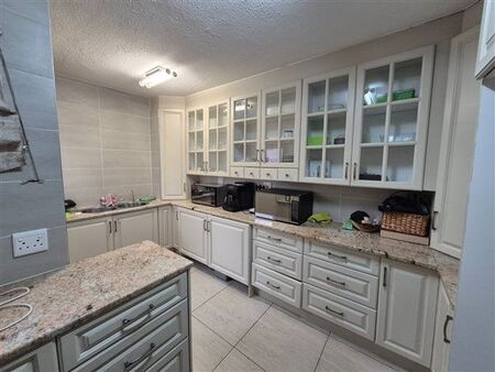 3 Bedroom Townhouse in Brooklyn