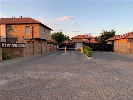 3 Bedroom Townhouse in Annlin