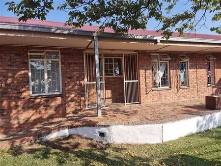 2 Bedroom Flat in Gezina