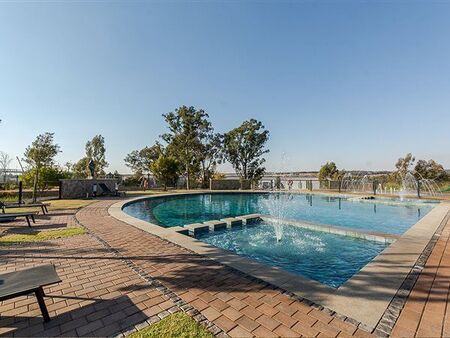 2 Bedroom Apartment in Linbro Park