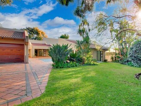 4 Bedroom House in Bryanston