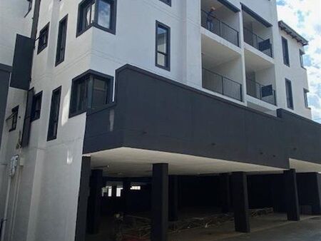2 Bedroom Apartment in Bryanston