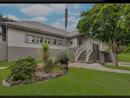 5 Bedroom House in Savoy Estate