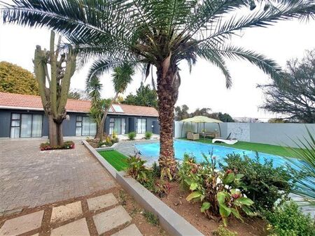 1 Bedroom House in Robindale