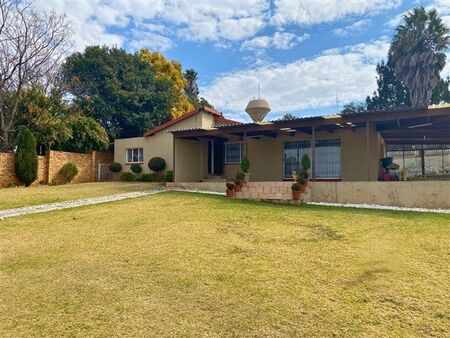 4 Bedroom House in Sundowner