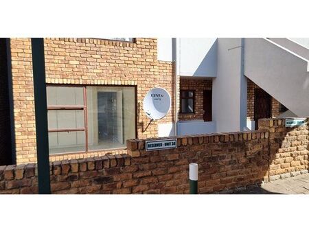 2 Bedroom Townhouse in Bassonia