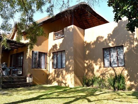 2 Bedroom House in Douglasdale