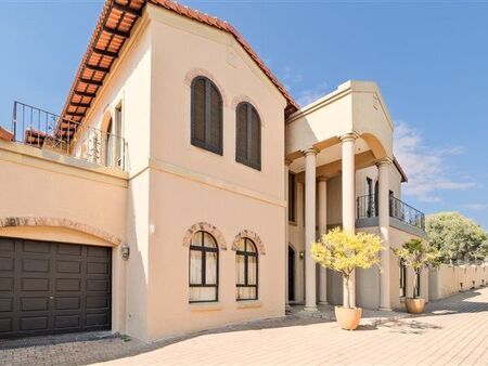 6 Bedroom Cluster in Beverley