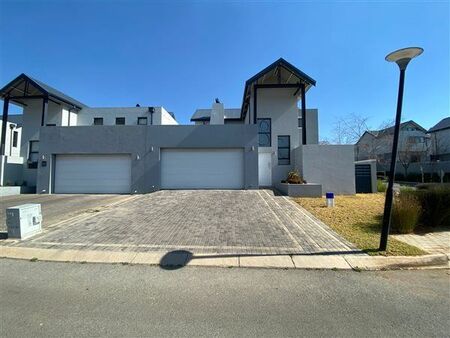 4 Bedroom Duplex in Fourways