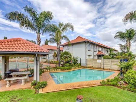 2 Bedroom Apartment in Glen Marais