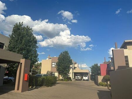2 Bedroom Cluster in Glen Marais