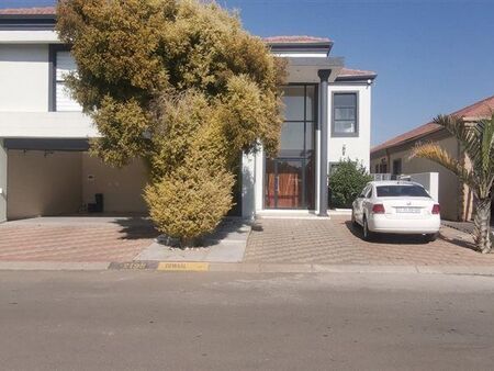 6 Bedroom House in Brakpan North