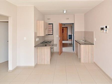 2 Bedroom Apartment in Ravenswood