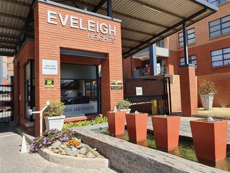 3 Bedroom Apartment in Eveleigh