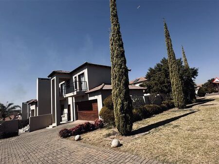 3 Bedroom House in Thatchfield