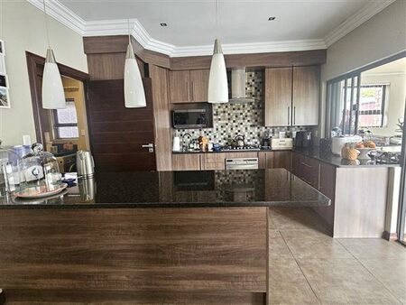 3 Bedroom House in Retire at Midstream