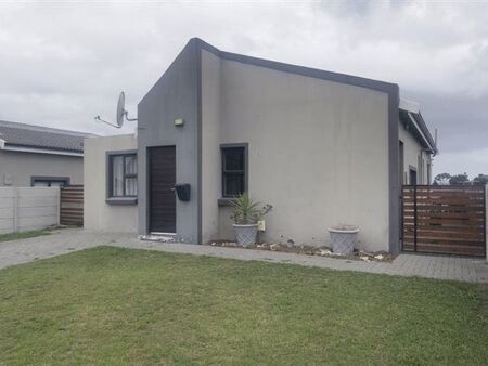 2 Bedroom Townhouse in Parsons Vlei
